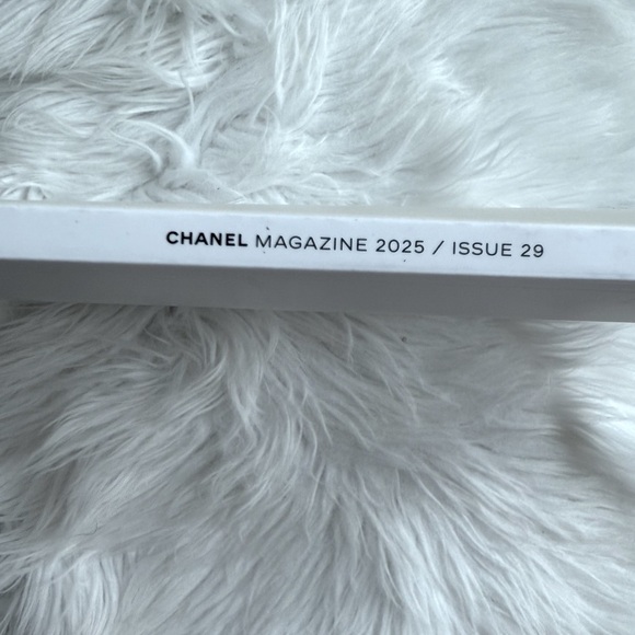 CC Chanel Magazine Coffee Table Book Jennie Blackpink Collectible Issue 29 - Picture 6 of 8